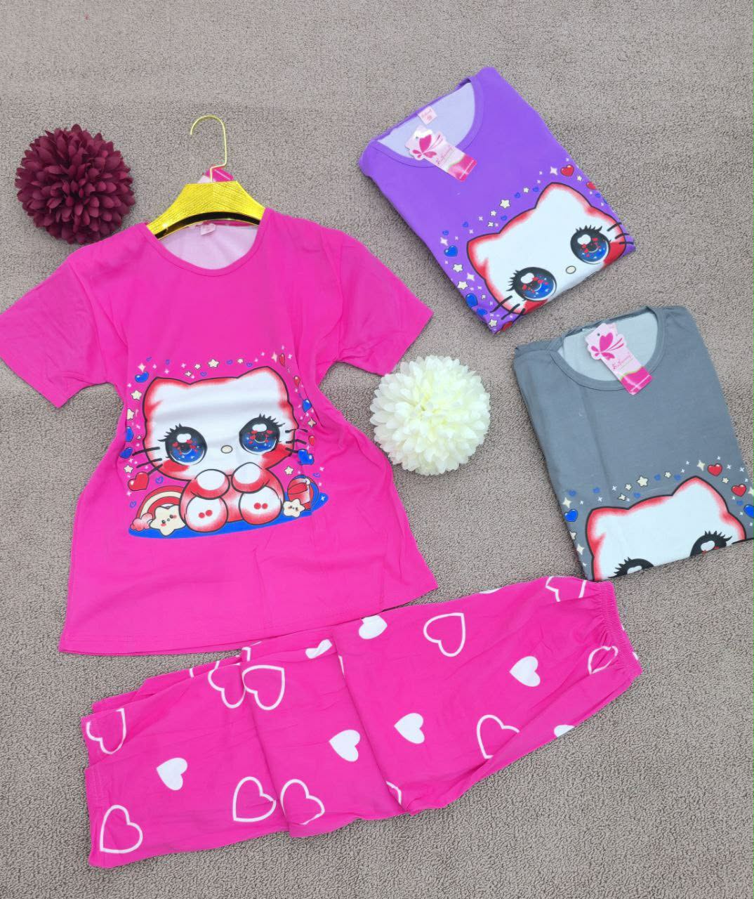 بيجامة بنوتات image