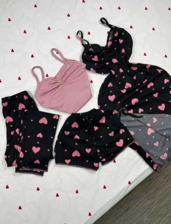 بيجامة 4 بياس