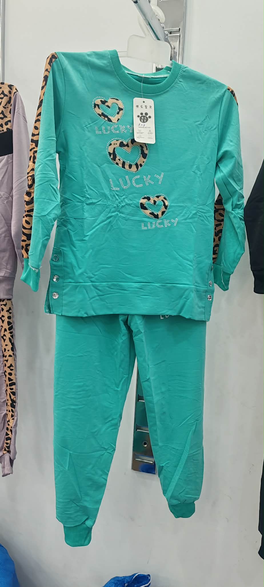 ملابس اطفال image