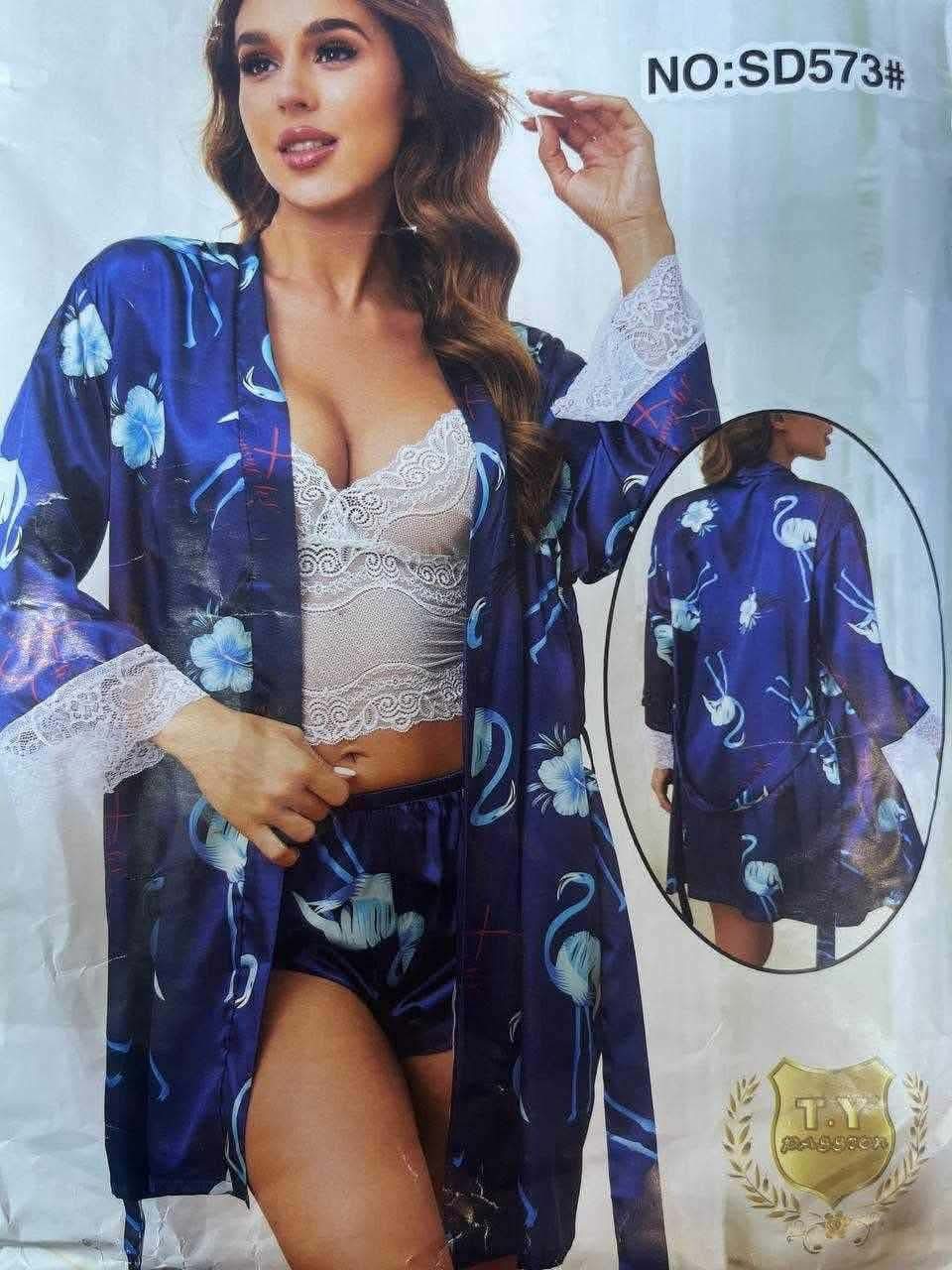 بيجامة 3 بياس