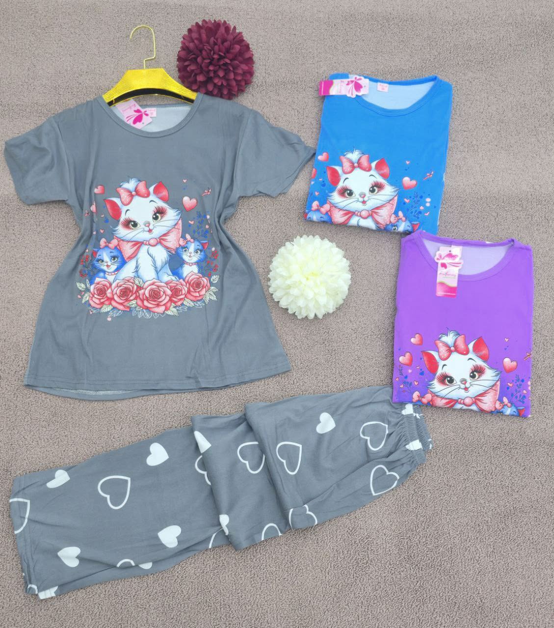 بيجامة بنوتات image