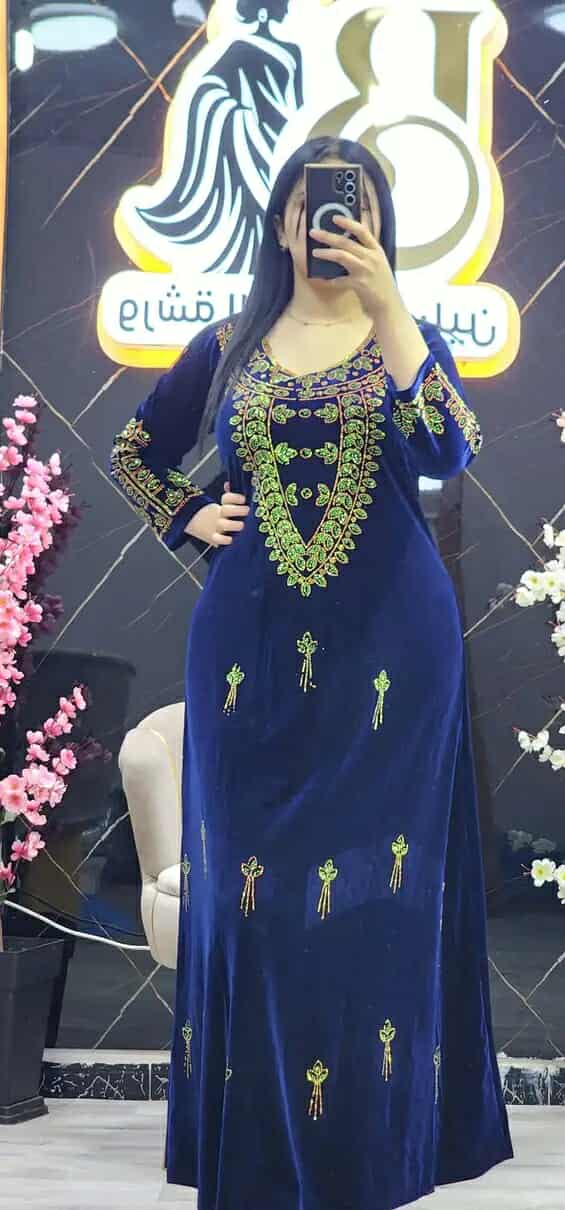 روبة قطيفة روايال image