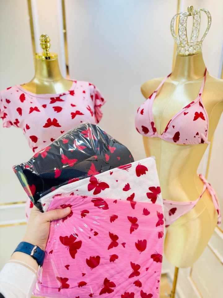 بيجامة 4 بياس