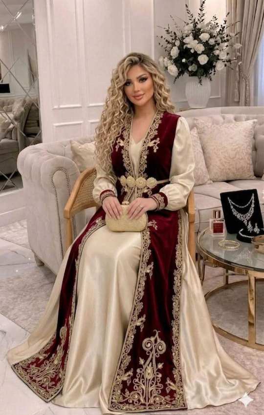 قفطان القاضي العنابي